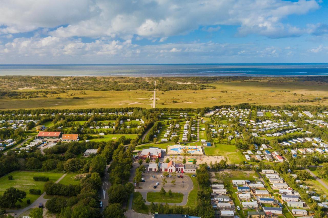 Camping De Duinhoeve Chalet Vogel Not For Companies Nieuw-Haamstede Kültér fotó