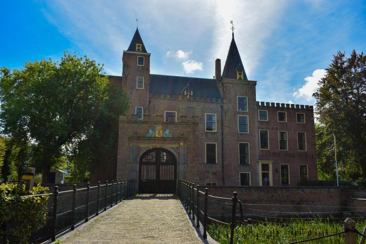 Camping De Duinhoeve Chalet Vogel Not For Companies Nieuw-Haamstede Kültér fotó